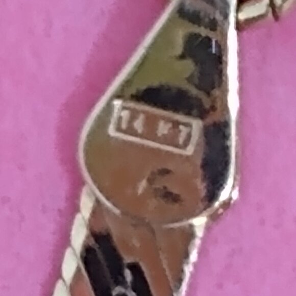 Beautiful solid 14kt gold, Chevron herringbone necklace. - Picture 2 of 12